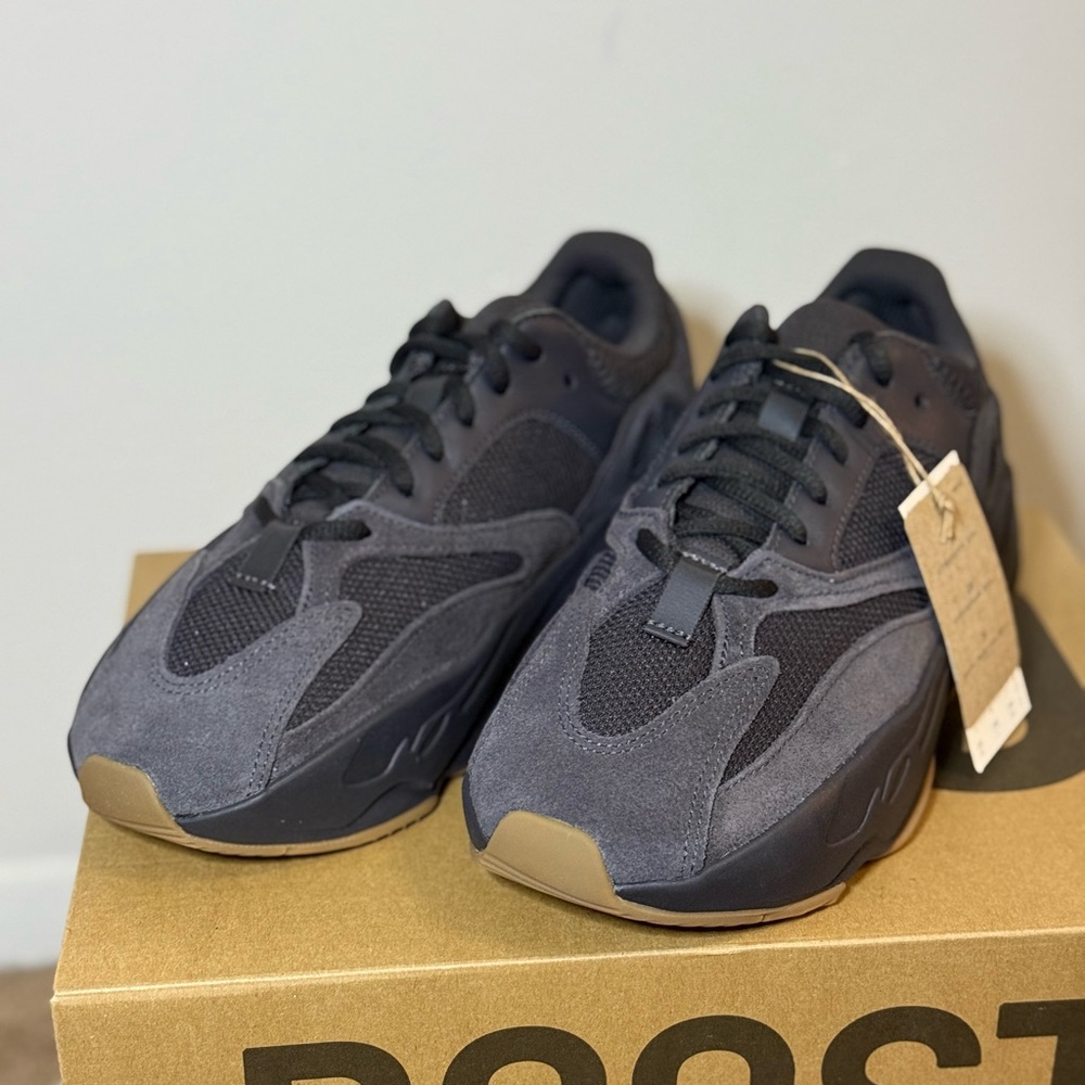 Yeezy boost 700
Authentic, purchased from adidas store